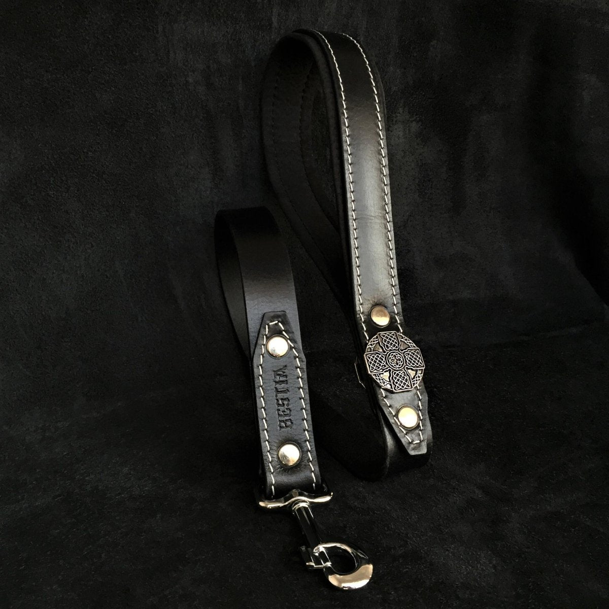 The "Maximus Silver" leash - LeashLux Pet Co